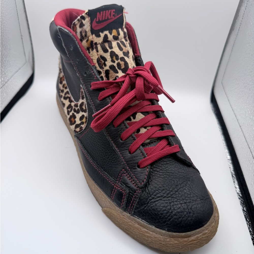 Champion Black High-Top Sneakers with Leopard Swoosh and Red Laces size: 9.5 - Picture 2 of 8
